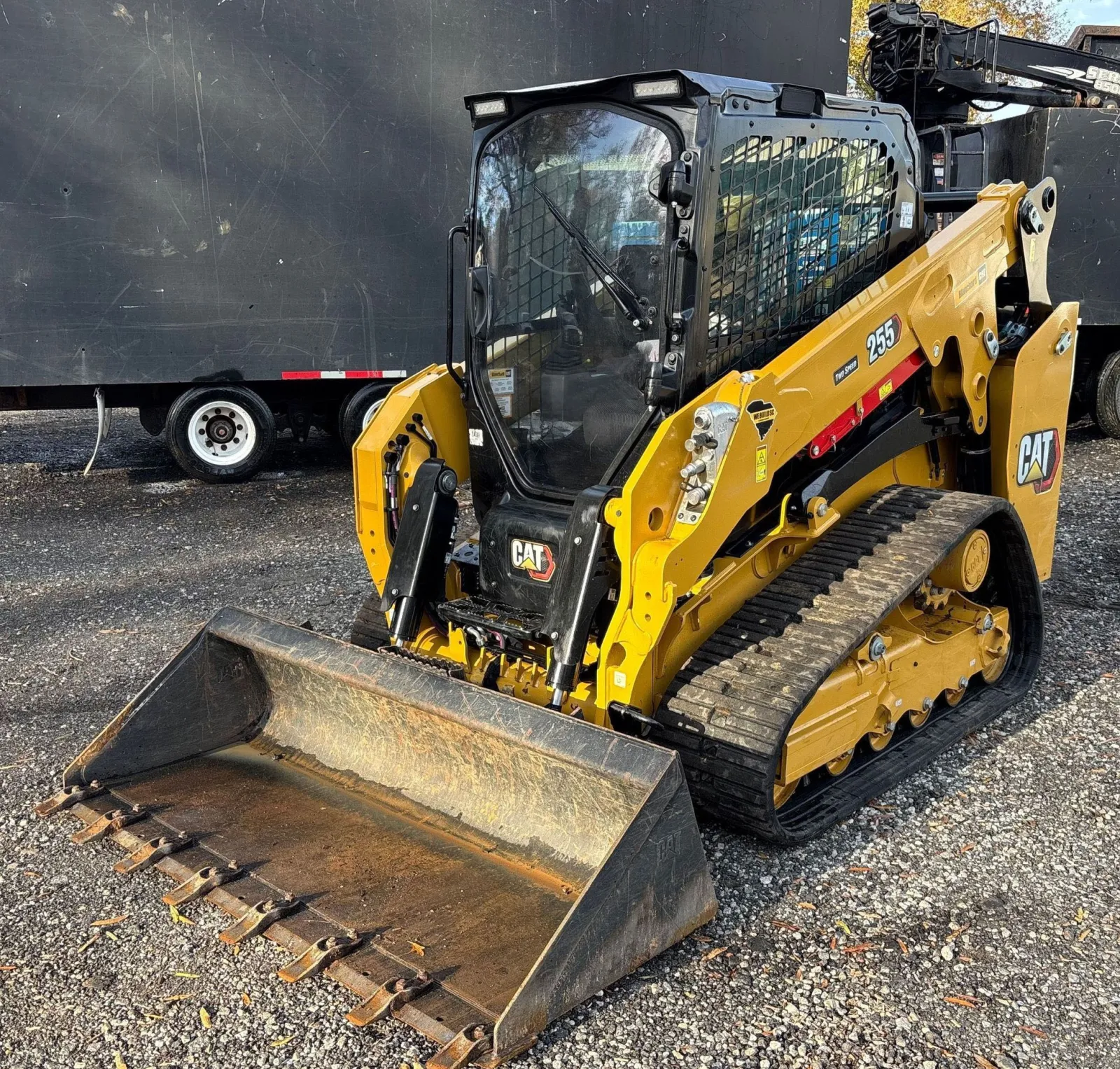 2025 Caterpillar 255 Skid Steer