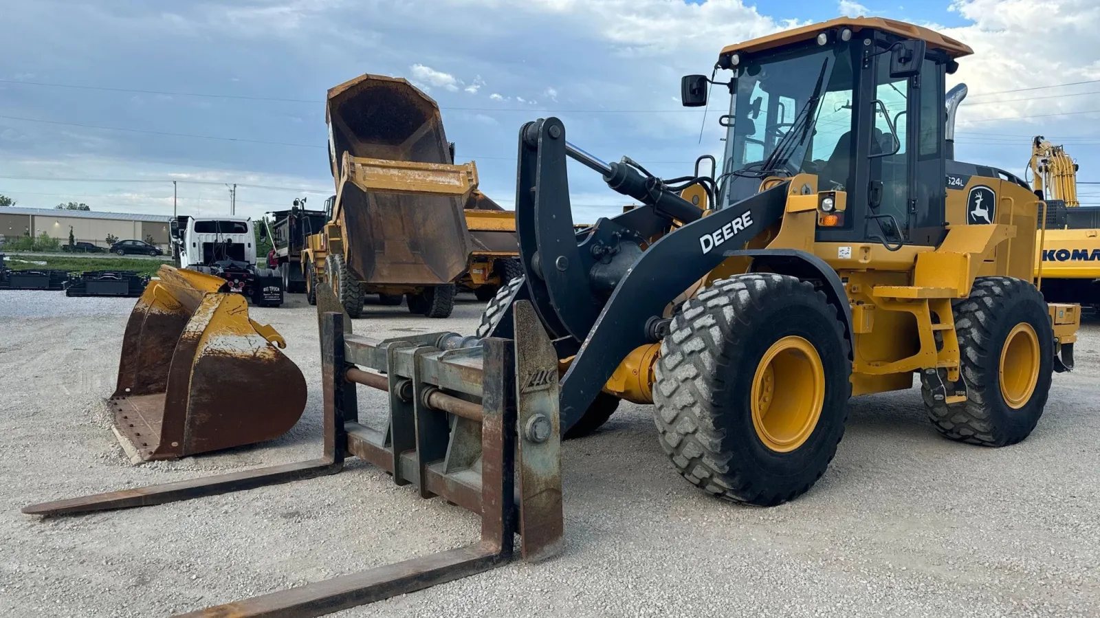 2019 John Deere 624L Wheel Loader