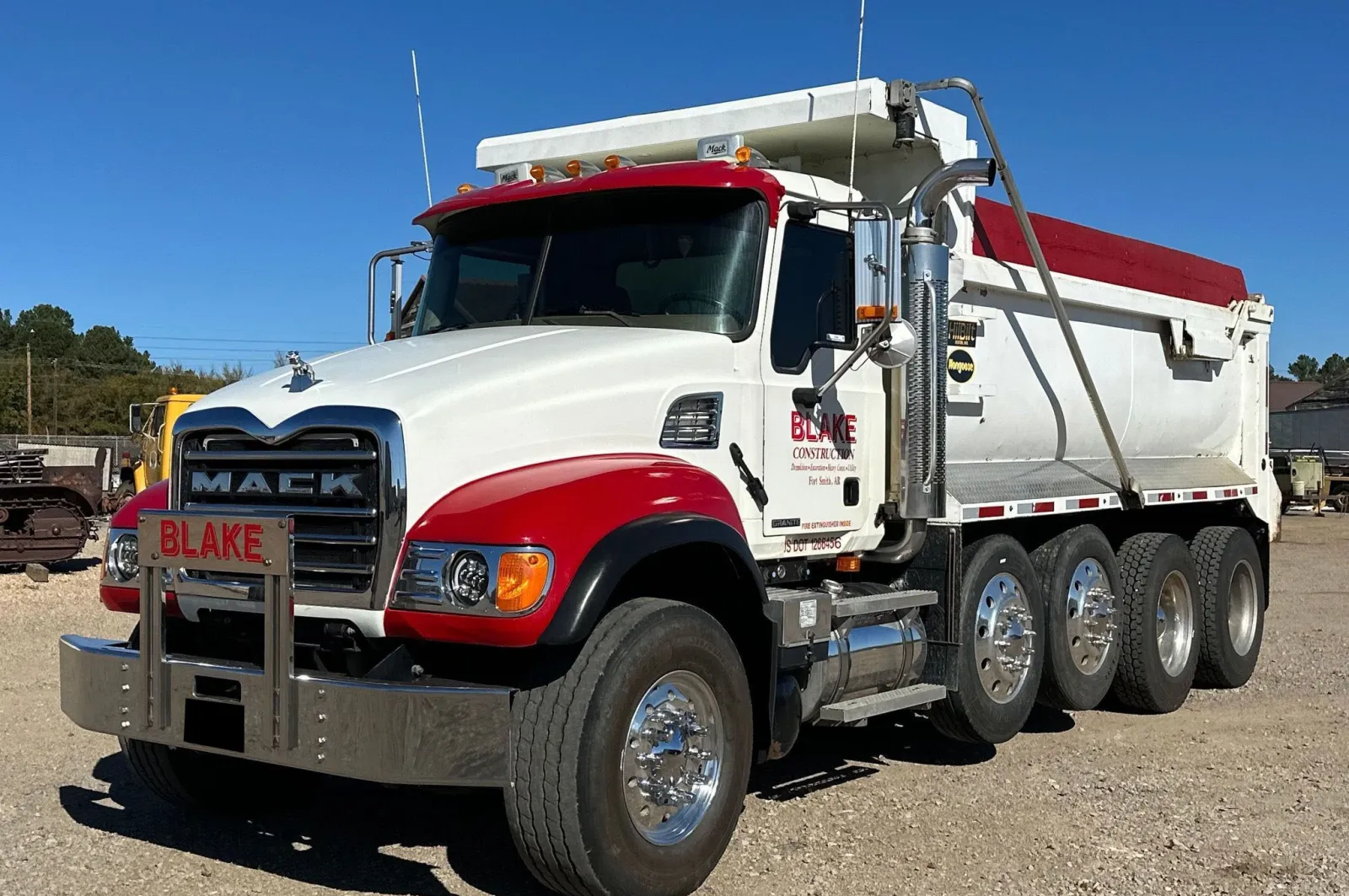 2007 Mack Granite Dump Truck