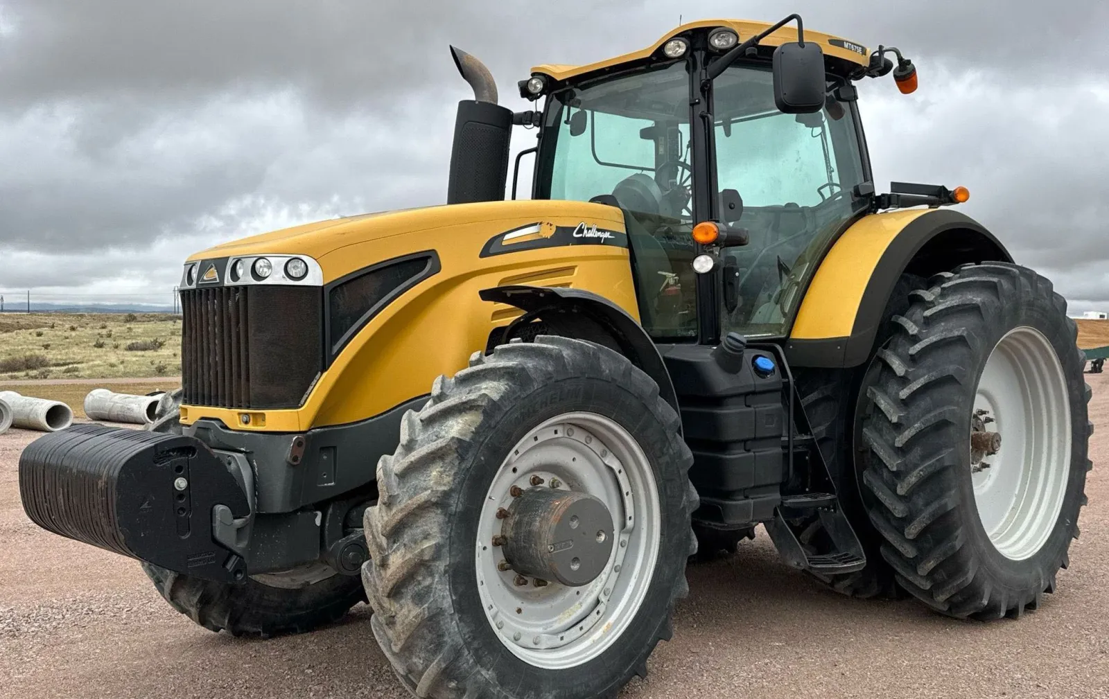 2016 Challenger MT675E Tractor