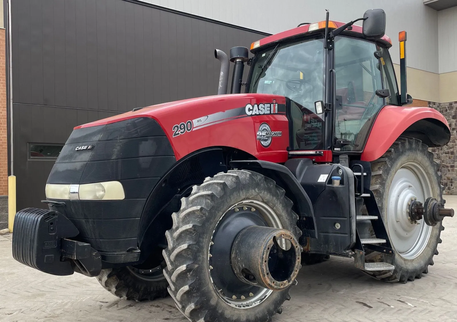 2013 Case IH Magnum Tractor