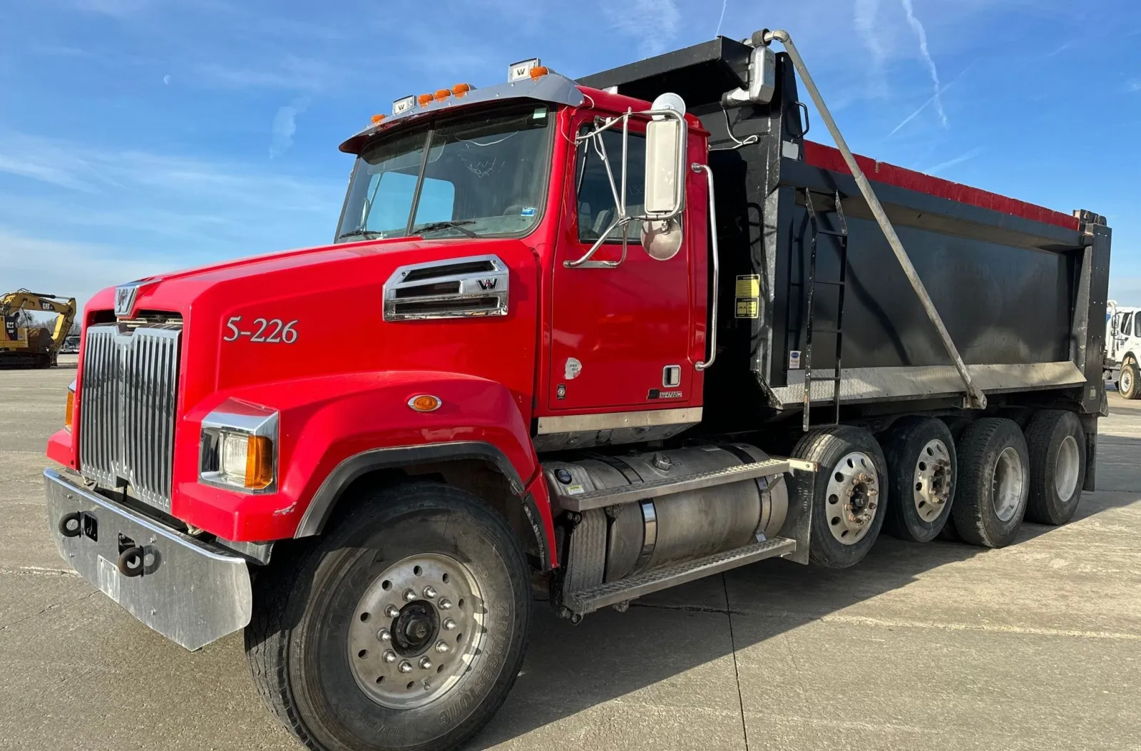 2016 Western Star Dump Truck