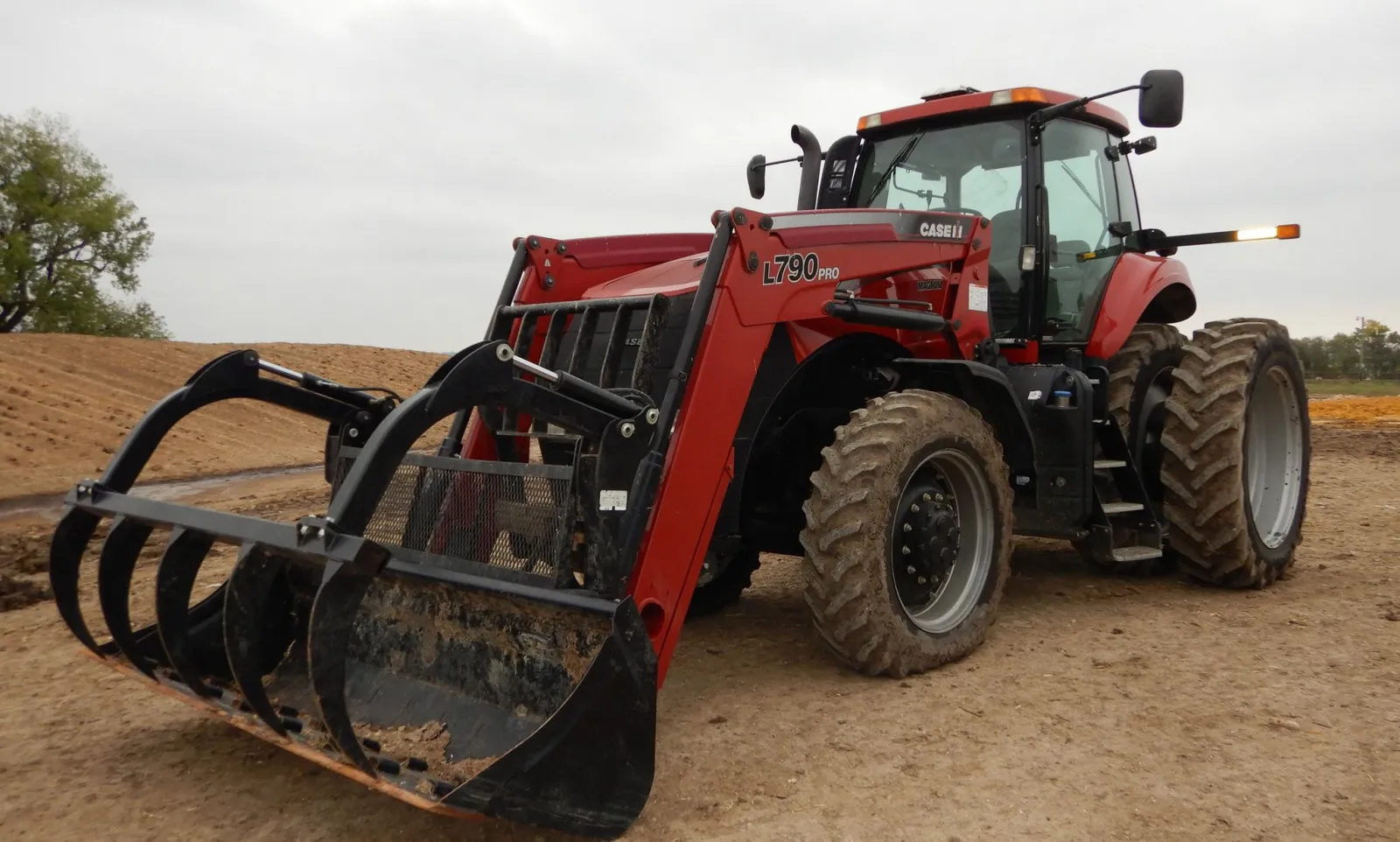 2011 Case IH Magnum Tractor