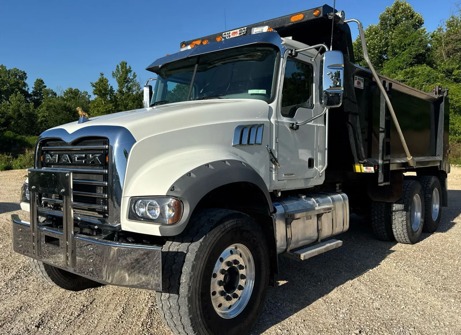 2024 Mack Granite Compactor / Roller