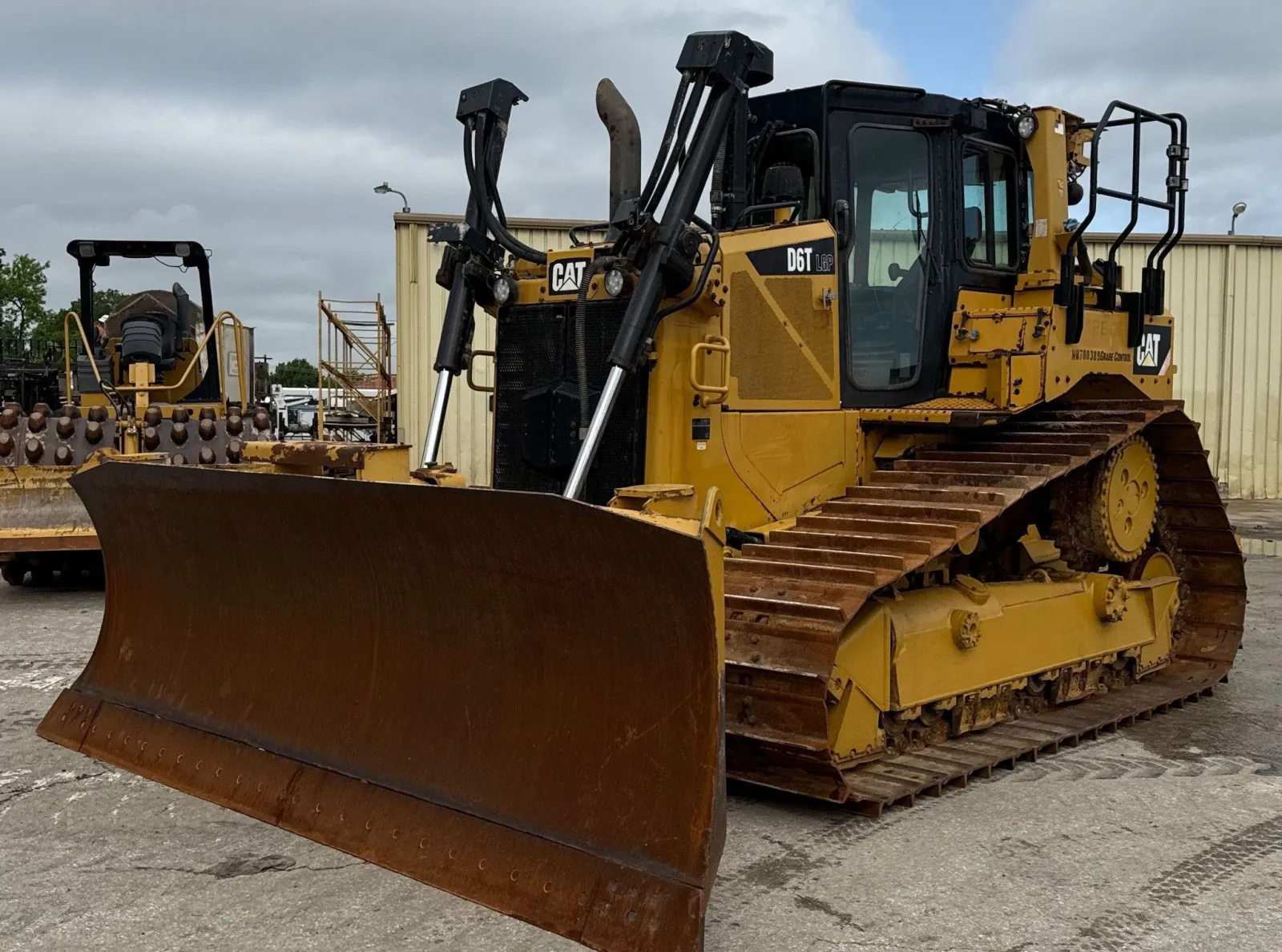 2017 Caterpillar D6T Bulldozer