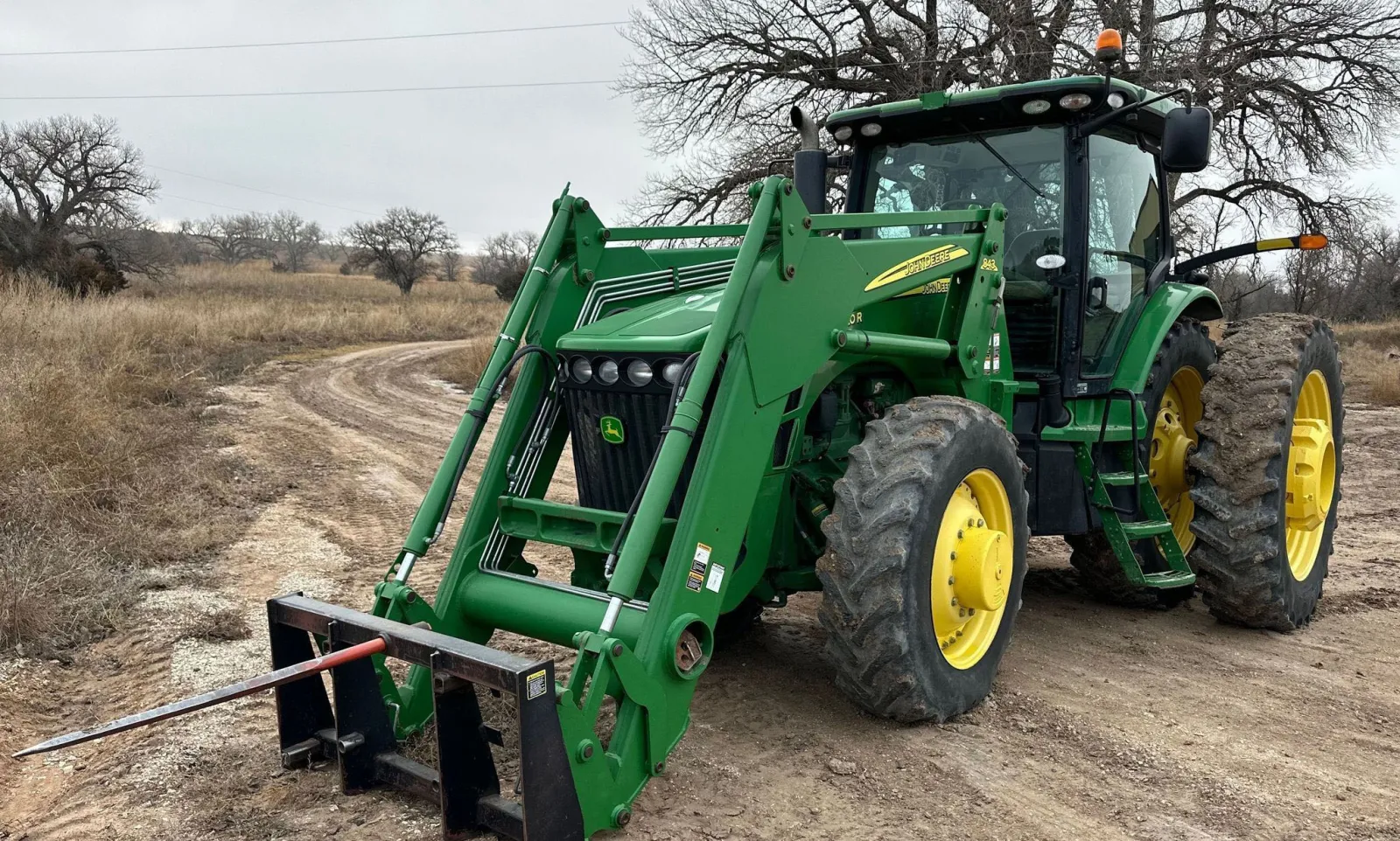 2010 John Deere 8320R Tractor