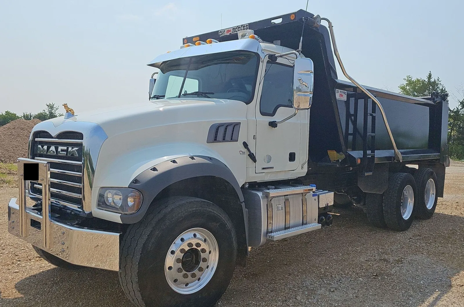2021 Mack Granite Dump Truck