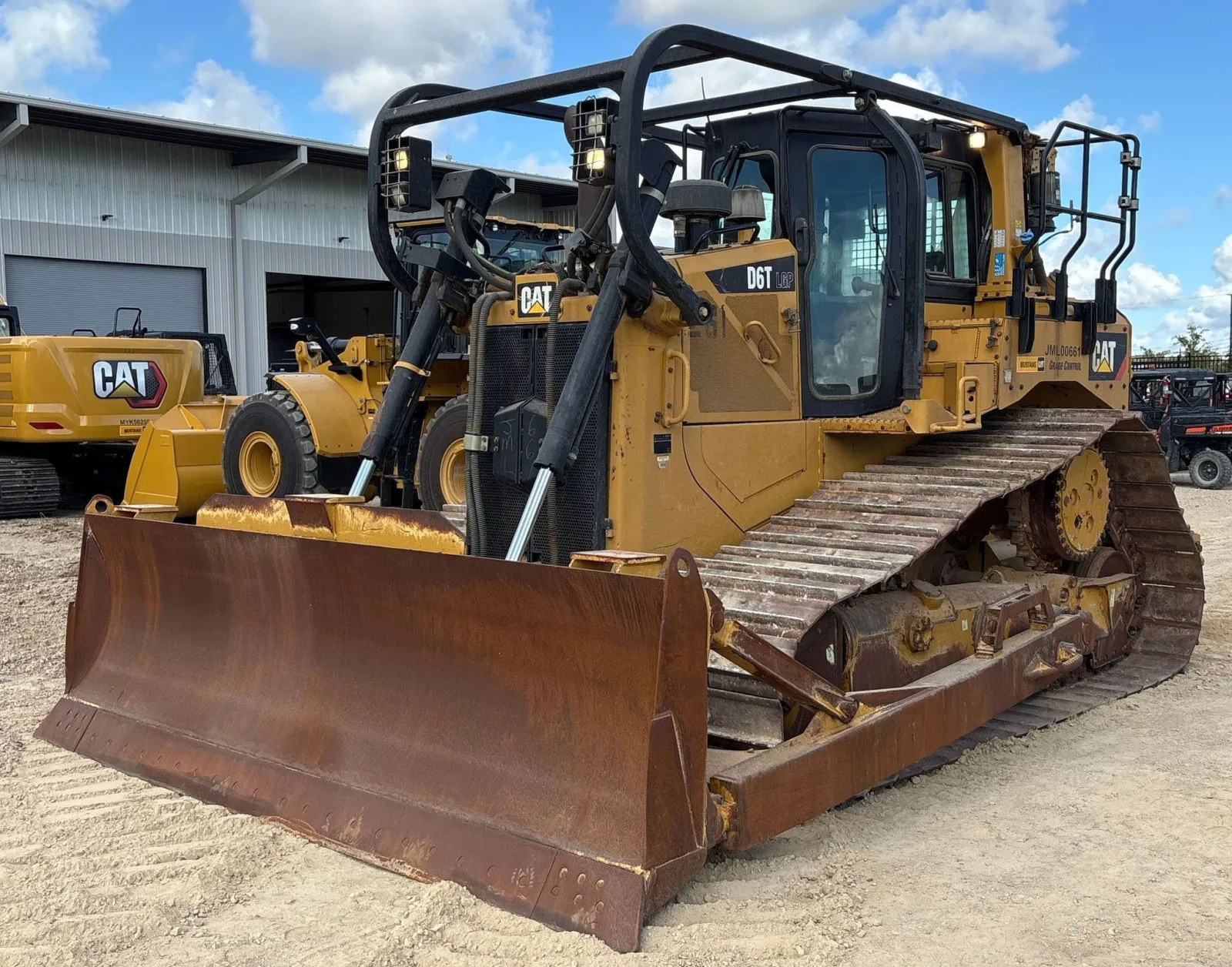 2019 Caterpillar D6T Bulldozer