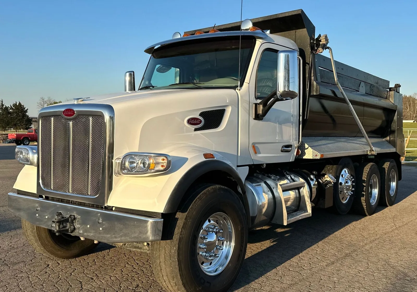 2022 Peterbilt 567 Dump Truck
