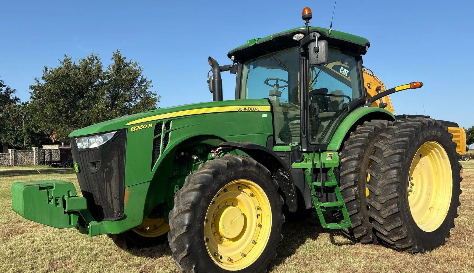 2011 John Deere 8260R Tractor