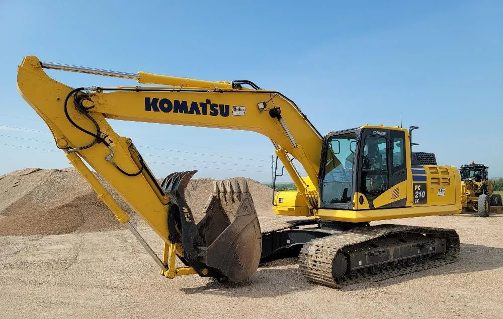 2018 Komatsu PC210LC-11 Excavator