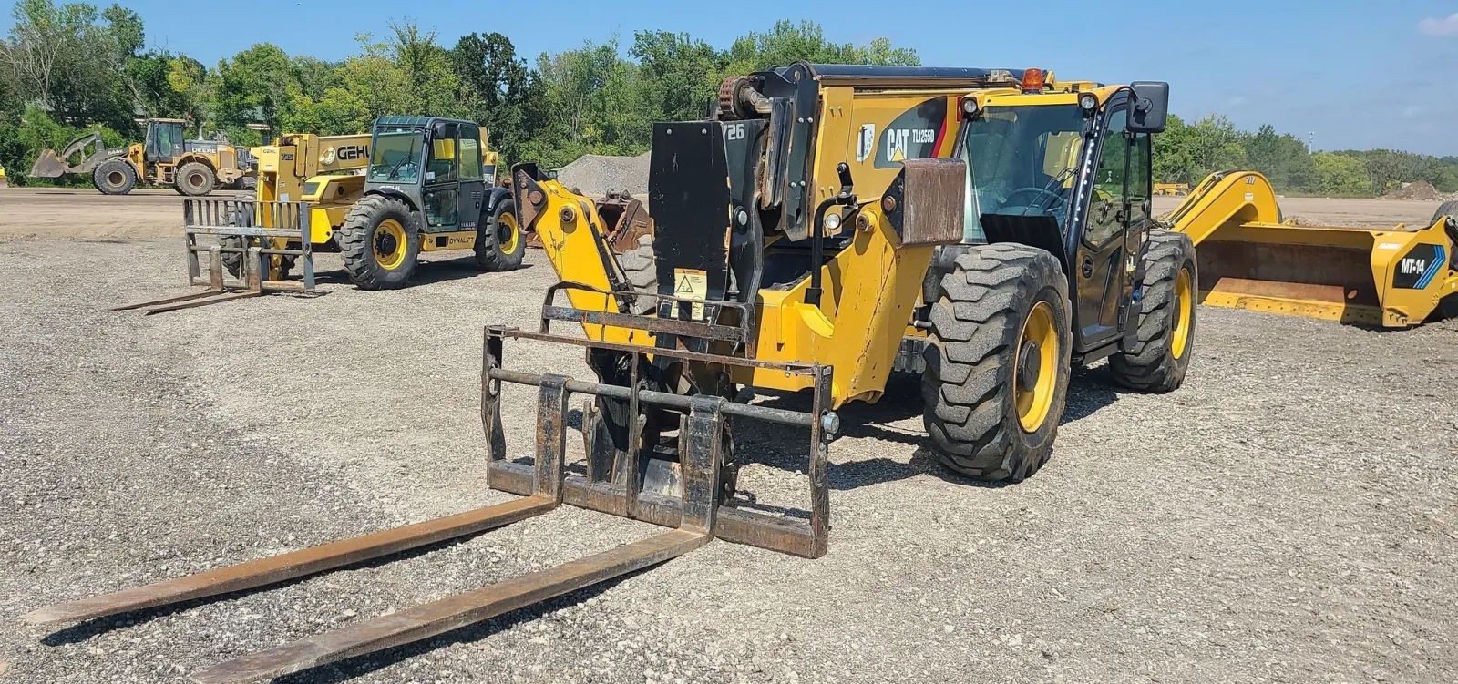 2018 Caterpillar TL1255D Telehandler