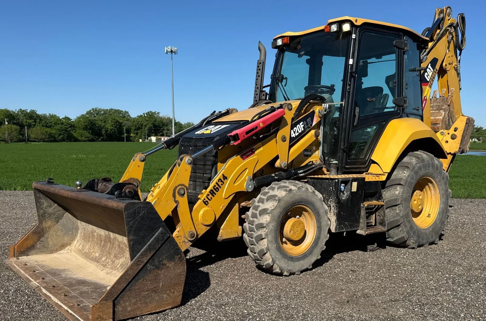 2016 Caterpillar 420F2 Backhoe Loader